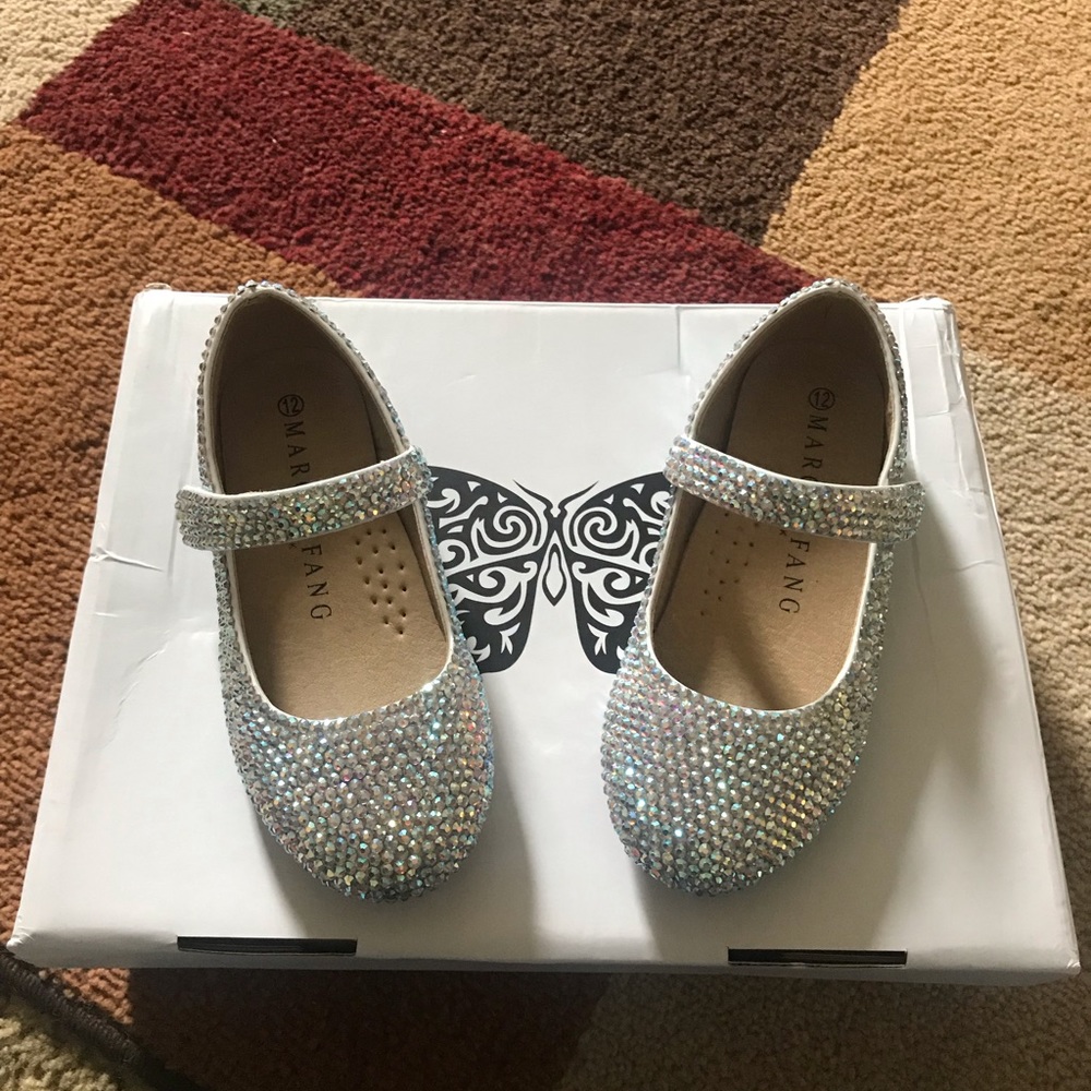 Girls dress shoes